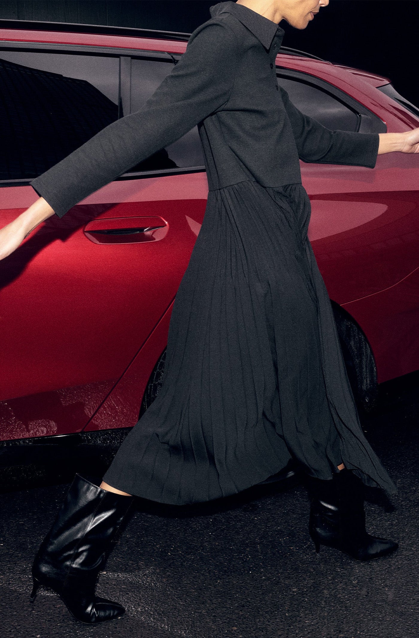 Maike Pleat Dress | Black | Kjole fra Mos Mosh