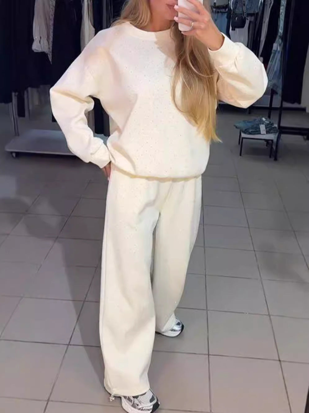 To-delt jakkesæt-applikation