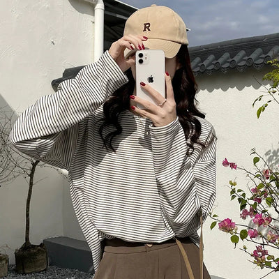 BLØD STRIBET LANG TOP KANEL