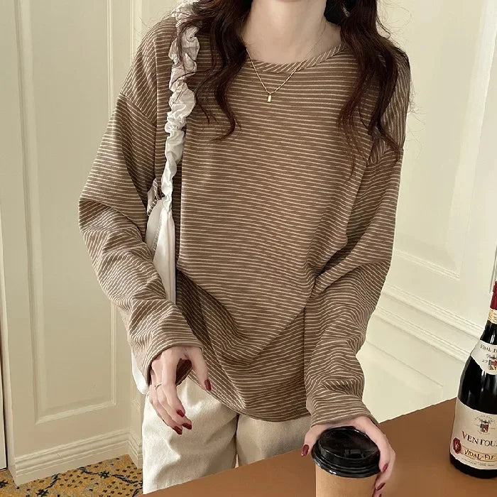 BLØD STRIBET LANG TOP KANEL